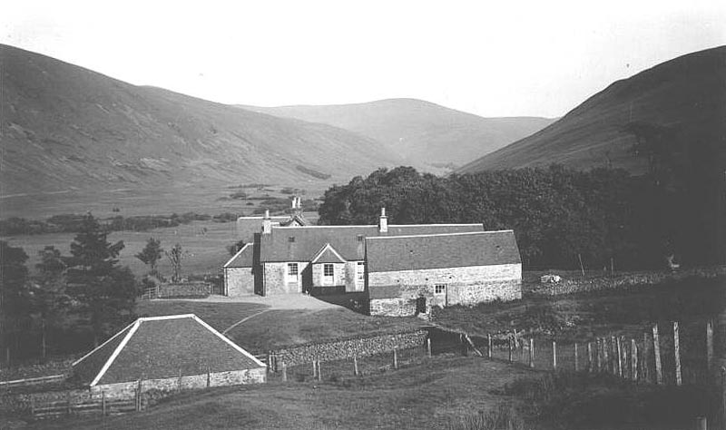Hawkshaw, Tweedsmuir