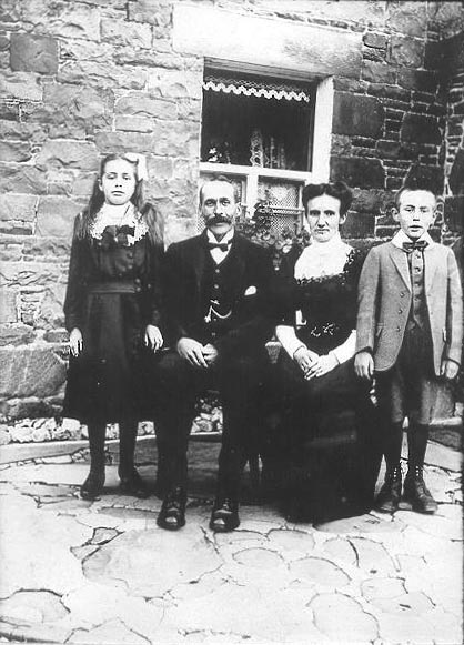 William Anderson, Janet Dempster and their family